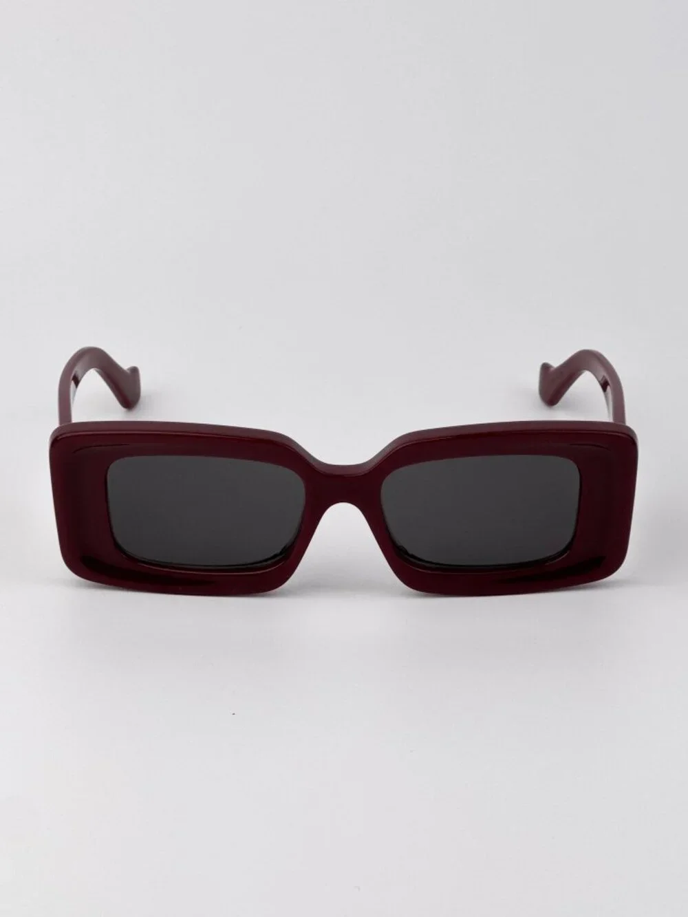 LOEWE LW40102F 66A RED BORDEAUX RECTANGULAR SUNGLASSES